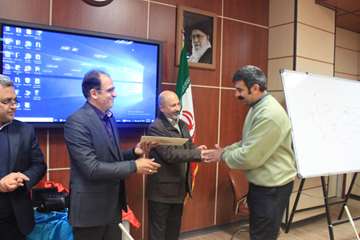 رونمایی از سه محصول فناوری دانشگاه